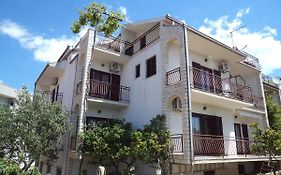 Apartments Ana